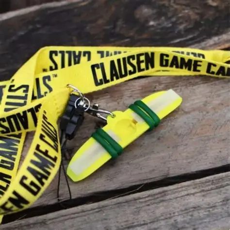 Vabilica Clausen Lanyard- vezice za vabilice