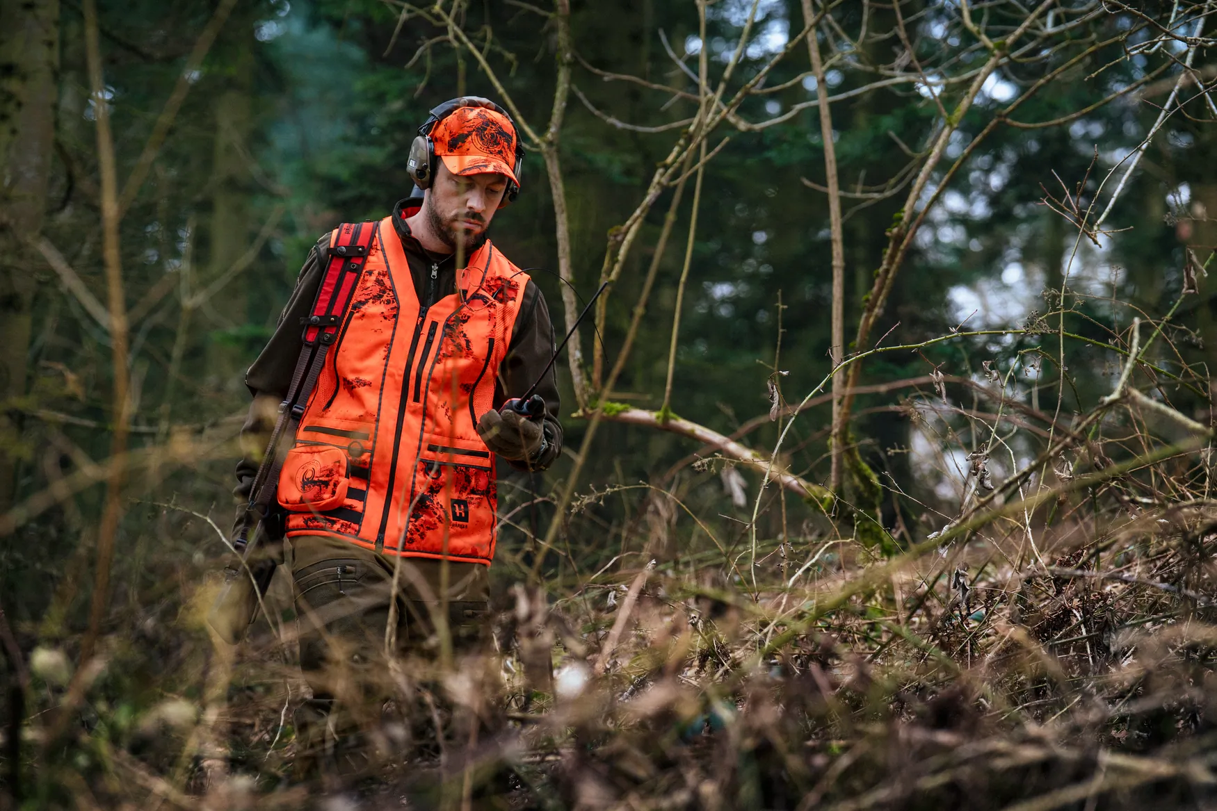 Harkila prsluk Wildboar Pro Blaze camo AXIS MSPCe,boja narandžasta,vel.2XL – Harkila – Lovački Prsluci – slika 9