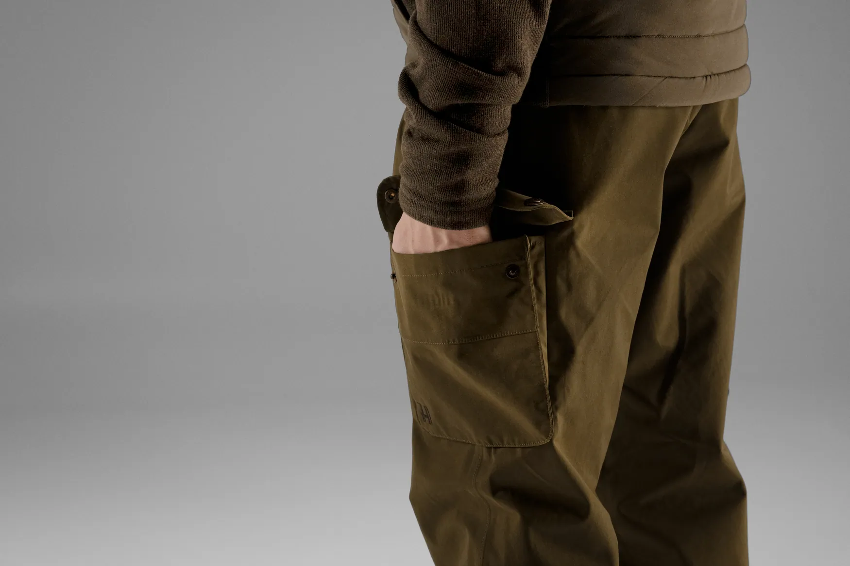 Harkila pantalone Retrieve Light boja Dark warm olive, vel.54 – Harkila – Lovačke Pantalone – slika 2