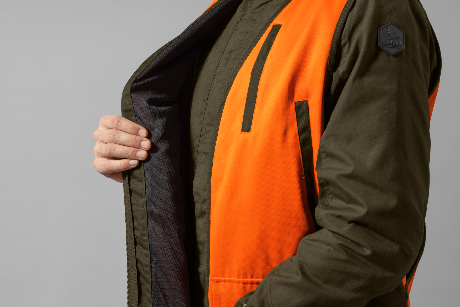 Seeland Travo prsluk Hi-vis, boja narandzasta, vel. L – Harkila – Lovački Prsluci – slika 3